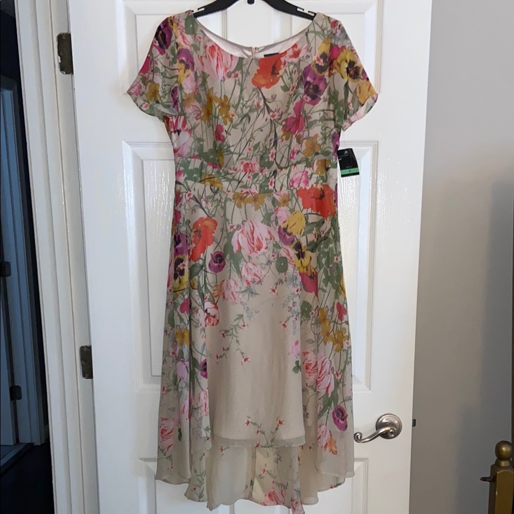 NWT Gabby Skye Floral High-Low Spring Dress